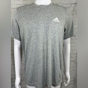 Men’s sz M adidas shirt